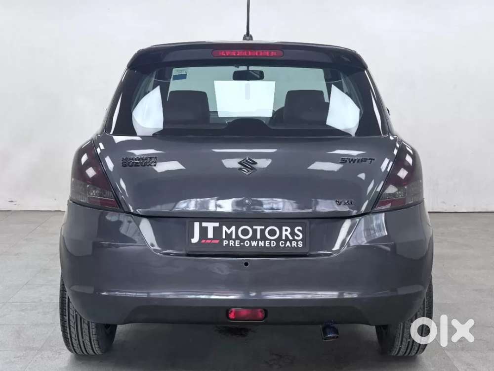 Maruti Suzuki Swift Vxi 1.2 Abs Bs-iv, 2017, Petrol