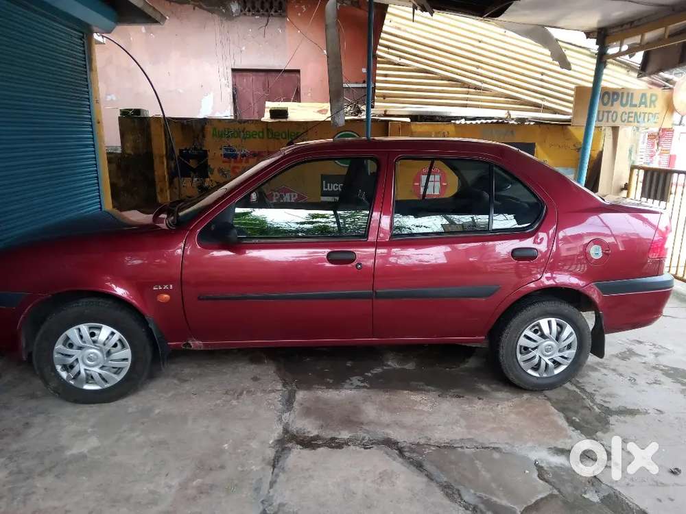 Ford Ikon 2002 Petrol