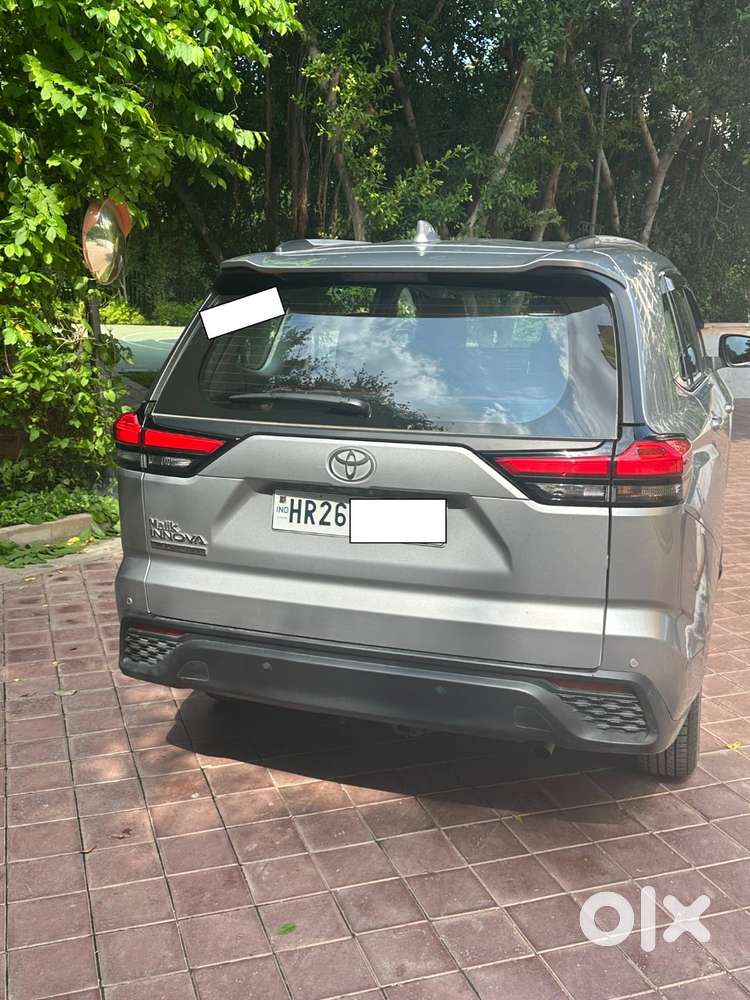 Toyota Innova Hycross Gx 2025 Year