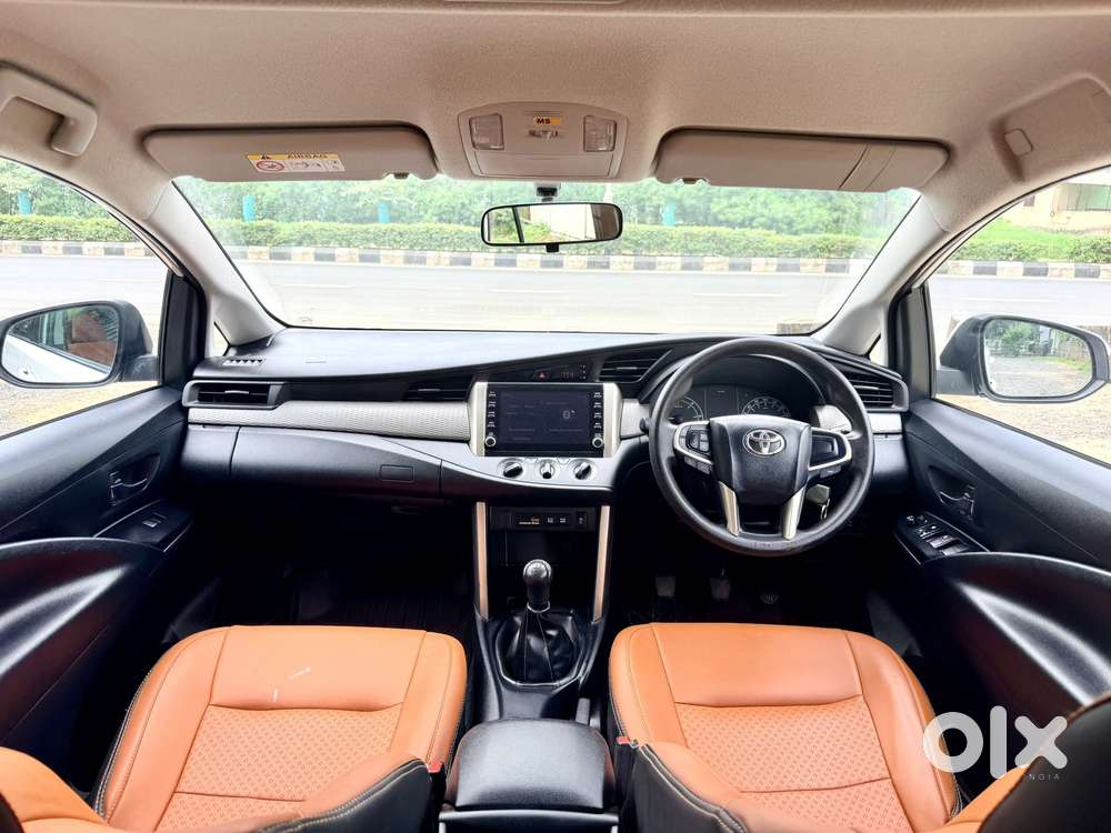 Toyota Innova Crysta 2.4 G Mt 7 Str, 2023, Diesel