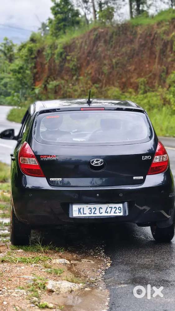 Hyundai I20 2011 New Papper
