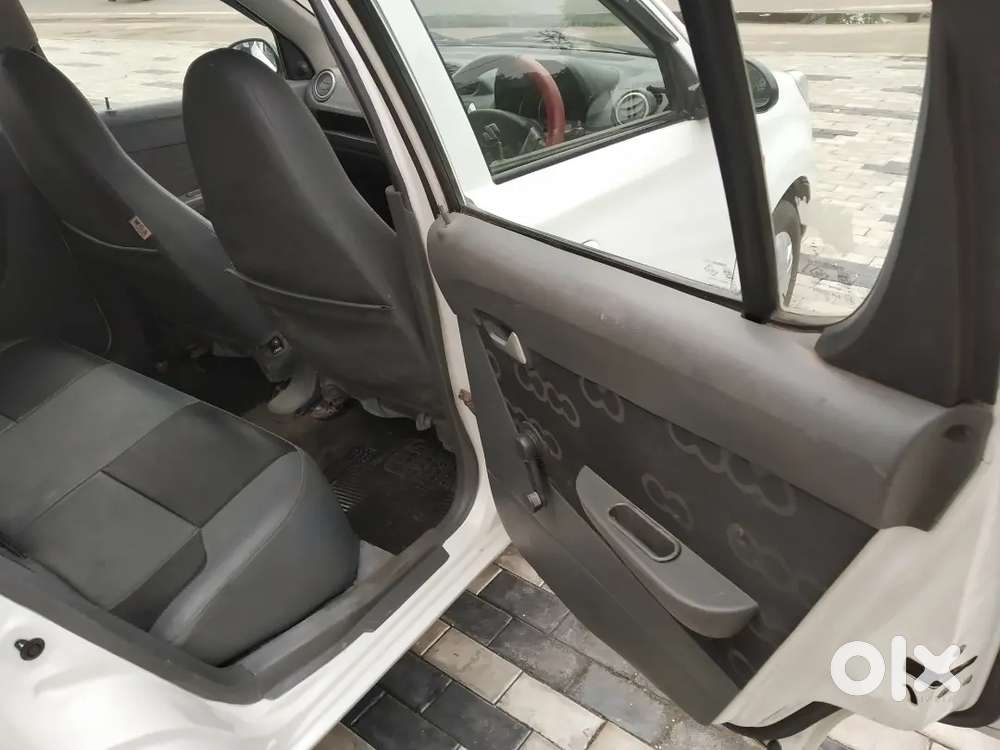 Maruti Suzuki Alto 800 Lxi Model 2013, 2 Owner Ac, Ps, 2pw, Nava Tyres
