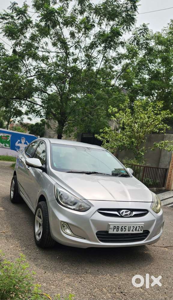 Hyundai Verna, 2013