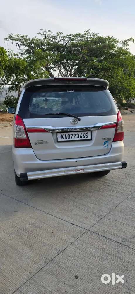 Toyota Innova 2.5 V 2011