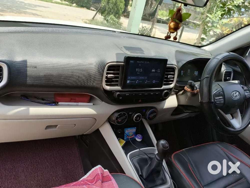 Hyundai Venue Mt Petrol 2023