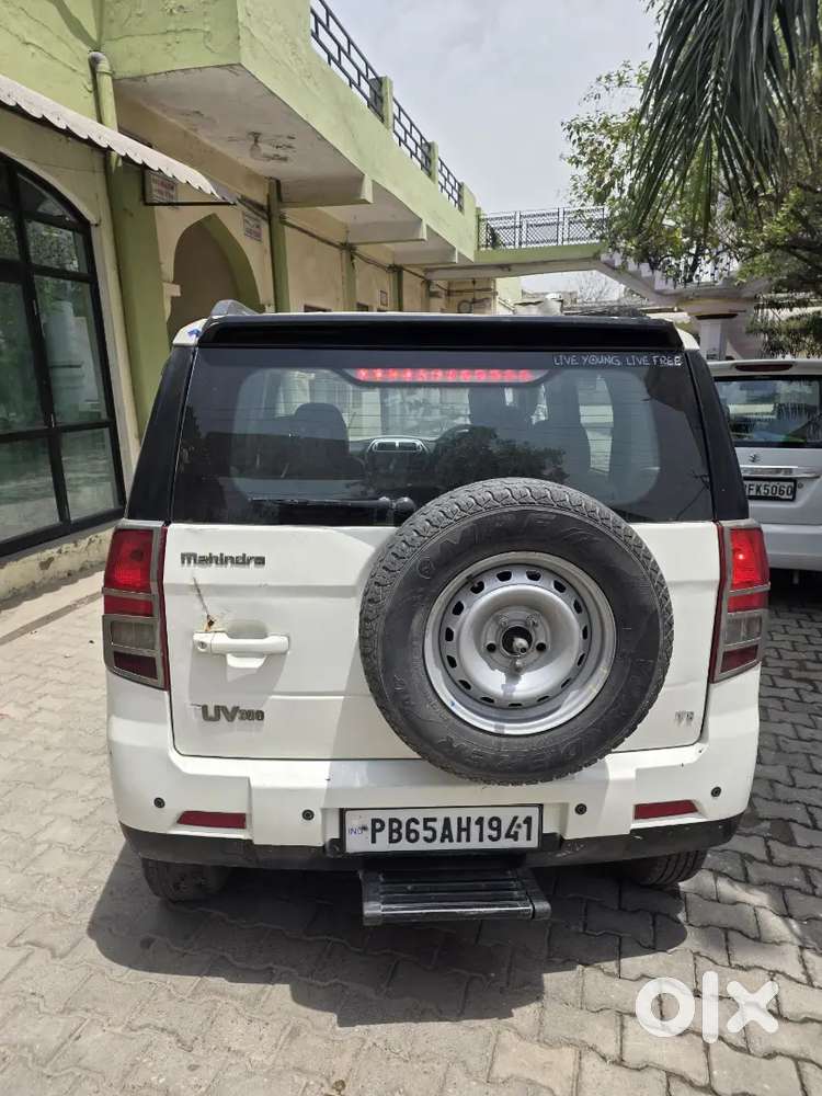Mahindra Tuv 2016 Modal