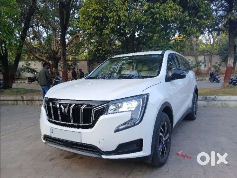 Mahindra Xuv700 2022 Petrol Well Maintained