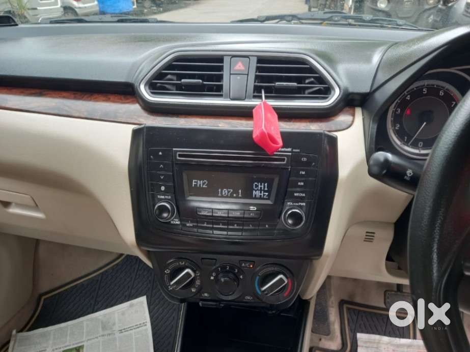 Maruti Suzuki Dzire 1.2 Vxi Amt, 2019, Petrol