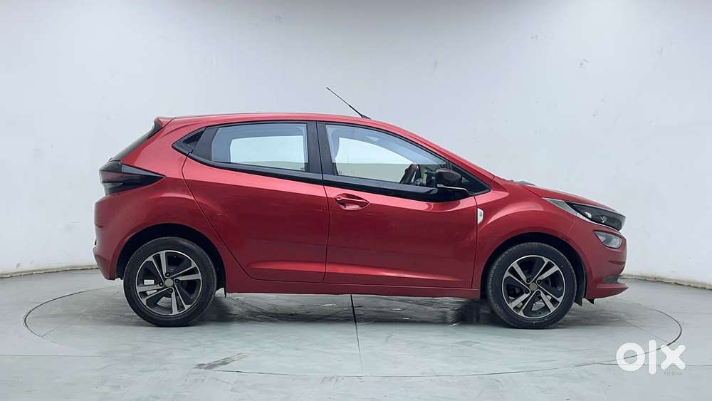Tata Altroz Xz, 2022, Petrol