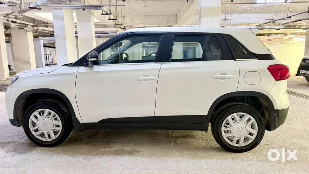 Maruti Suzuki Brezza Petrol Lxi 1.5 Mt  Novemver 2020 Car