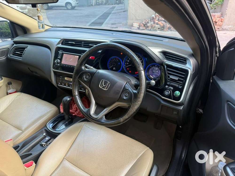 Honda City 2015 Petrol Automatic 33800 Km Driven