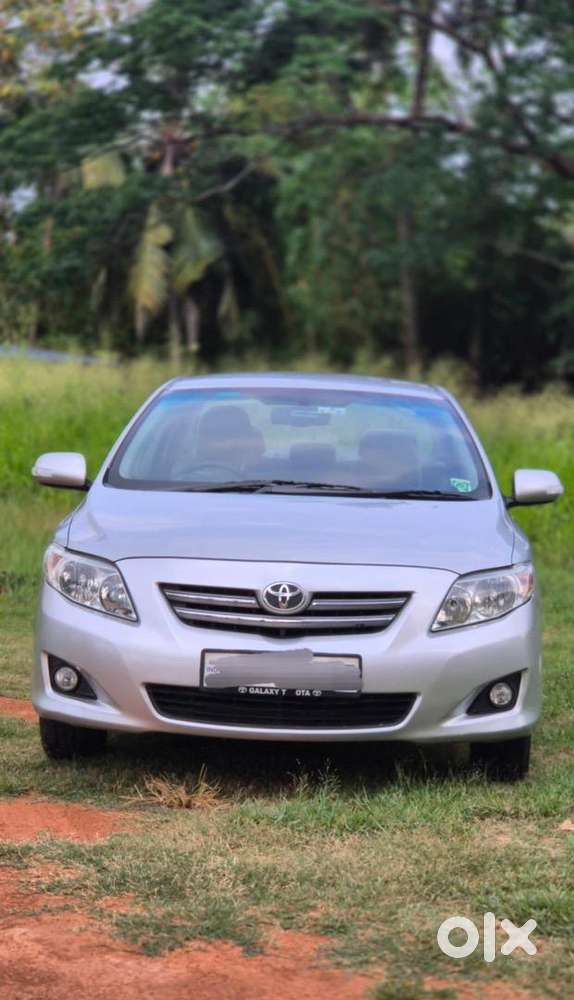 Corolla Altis