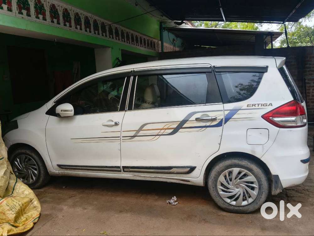 Maruti Suzuki Ertiga 2015 Diesel 190000 Km Driven