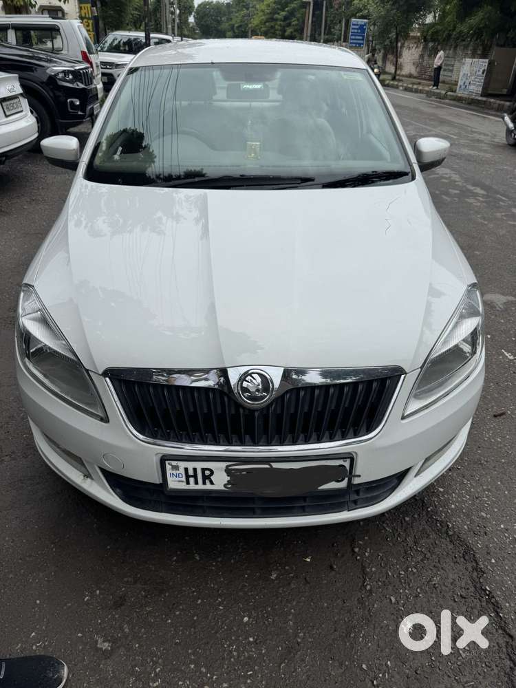Skoda Rapid 1.6 Mpi Ambition With Alloy Wheel, 2015, Diesel