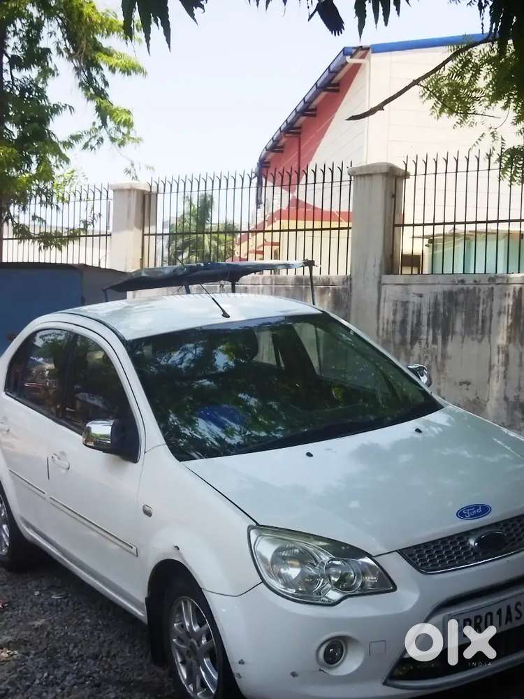 Ford Fiesta 2010 Petrol 50000 Km Driven