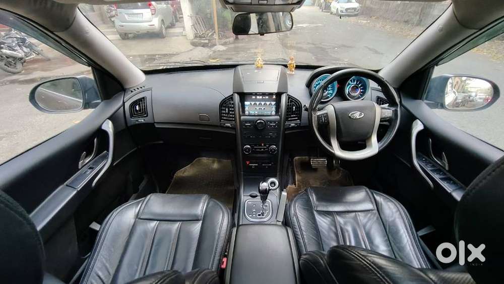 Mahindra Xuv500 W10 At, 2017