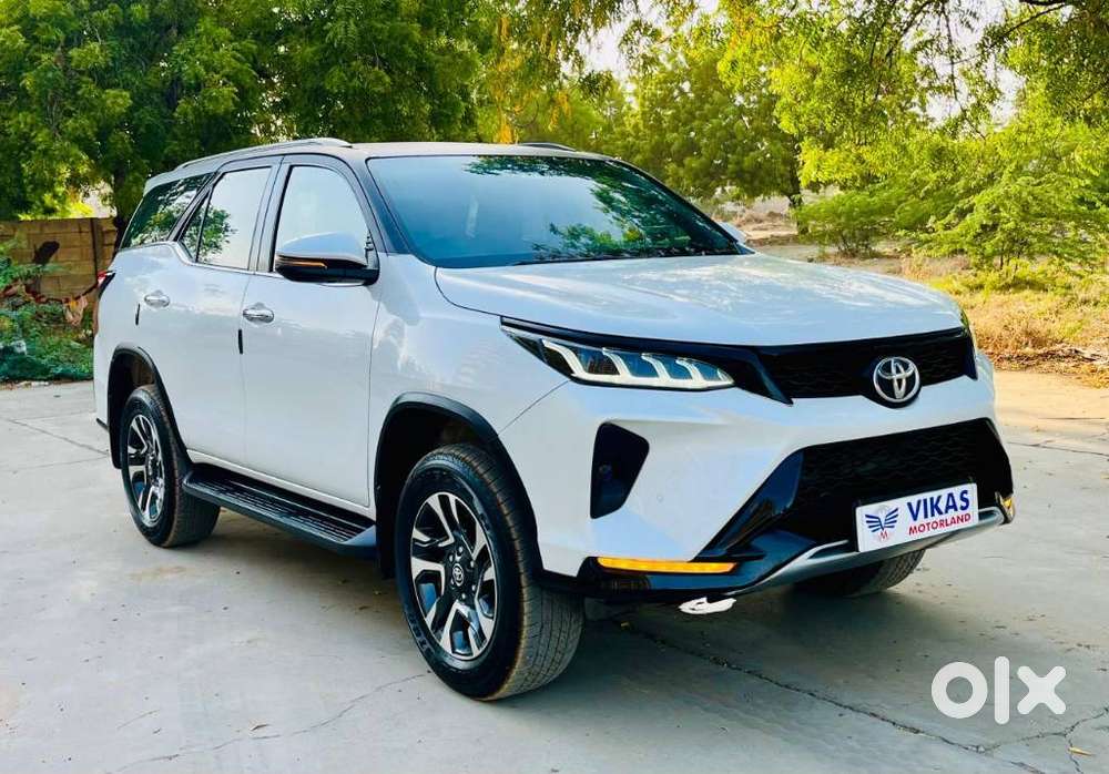 Toyota Fortuner Legender 4x2 At 2.8, 2024, Diesel