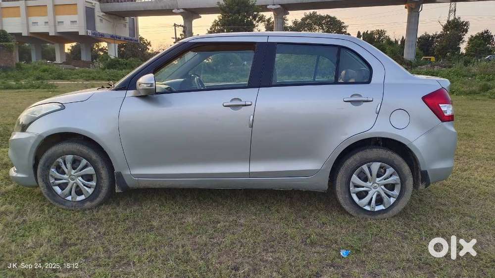 Maruti Suzuki Swift Dzire Vxi Optional, 2015, Petrol