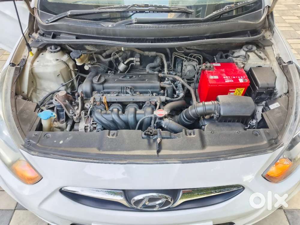 Hyundai Verna 1.6 Ex Vtvt, 2013, Petrol