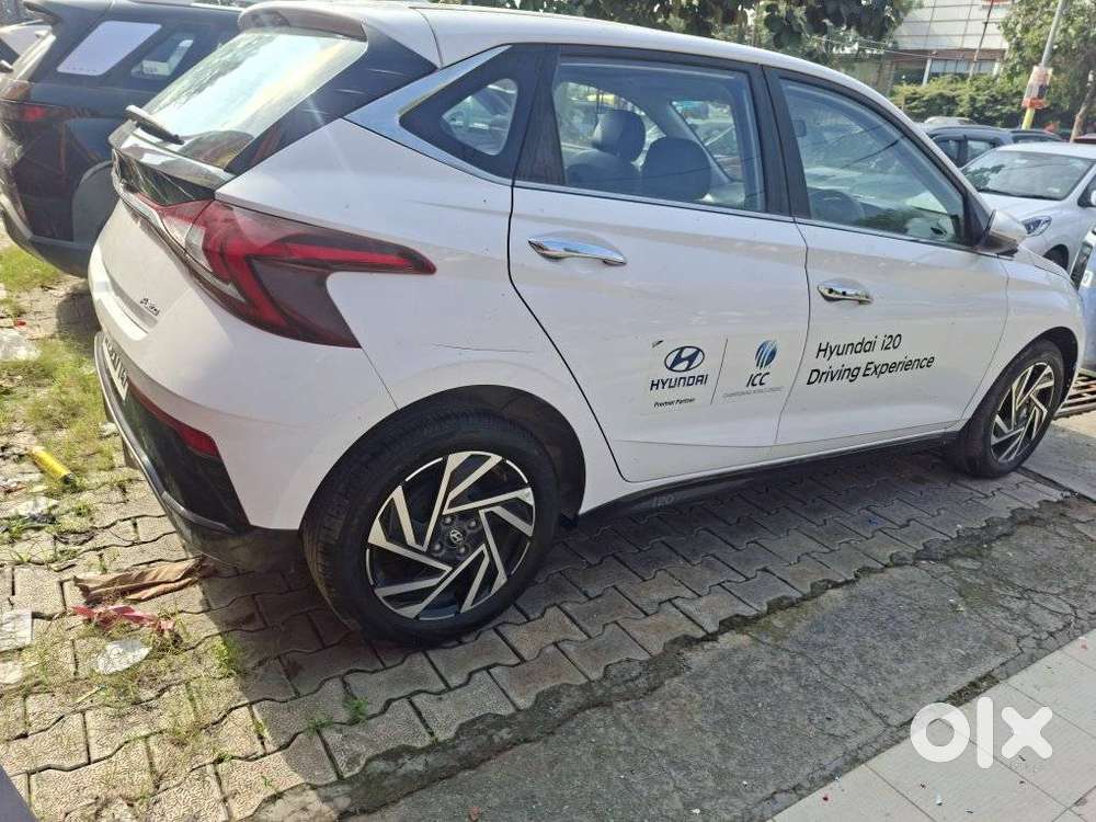 Hyundai Elite I20 Asta (o) 1.2 Mt, 2025, Petrol