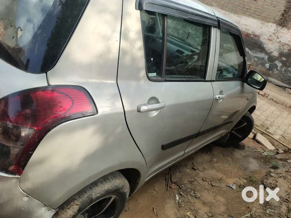Maruti Suzuki Swift 2010 Cng & Hybrids Good Condition