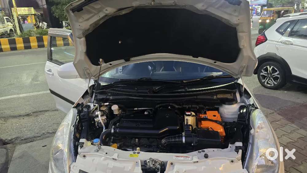 Maruti Suzuki Swift 2016 Diesel 71215 Km Driven