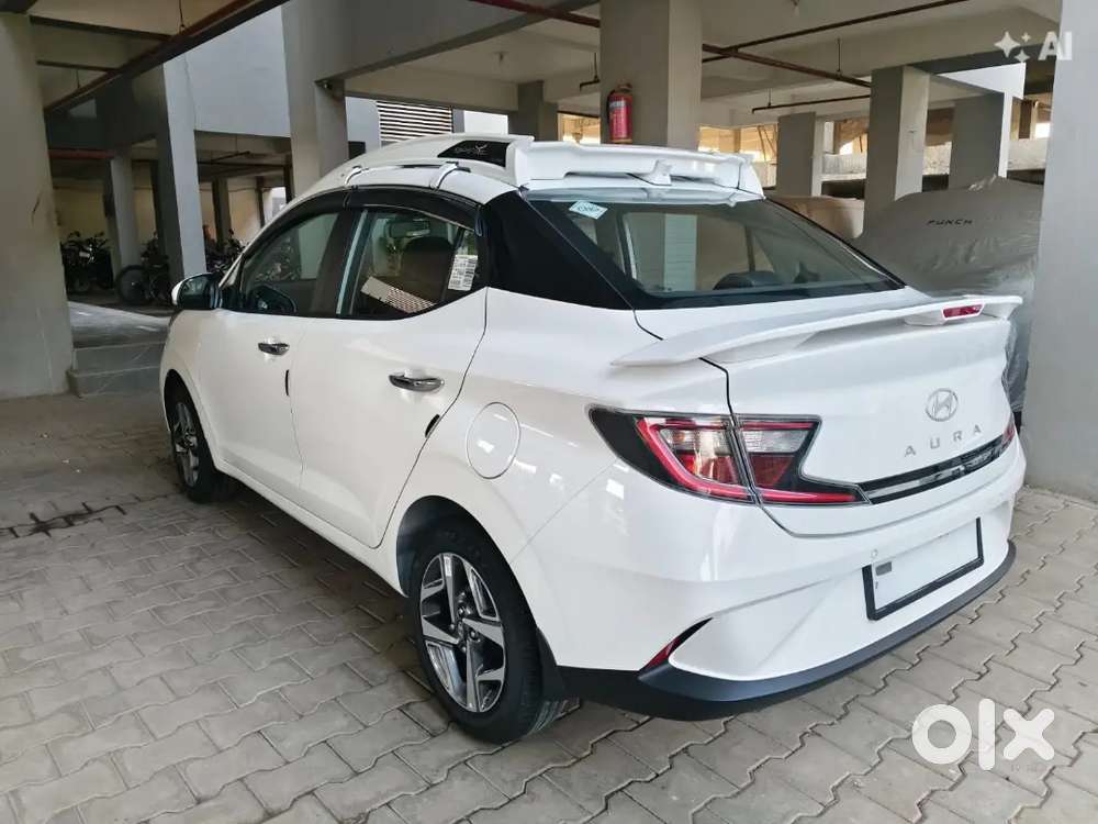 Hyundai Aura Sx 2016 Km Driven
