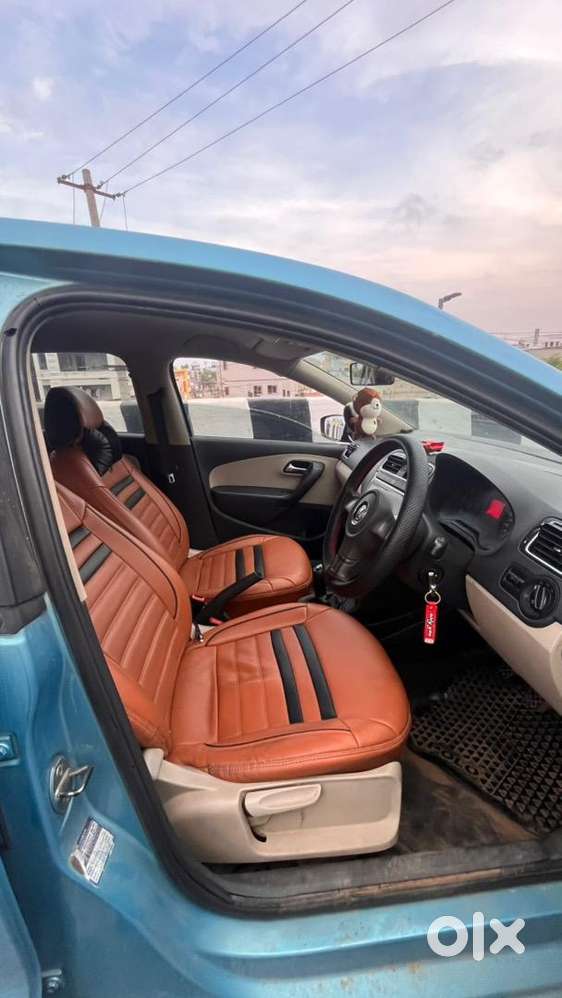 Volkswagen Polo 2011 Diesel 130000 Km Driven