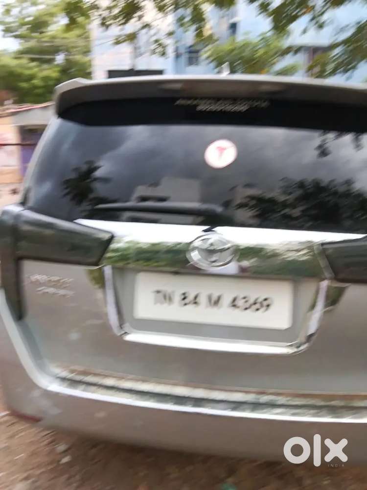 Toyota Innova Crysta Diesel Automatic 2013 Model