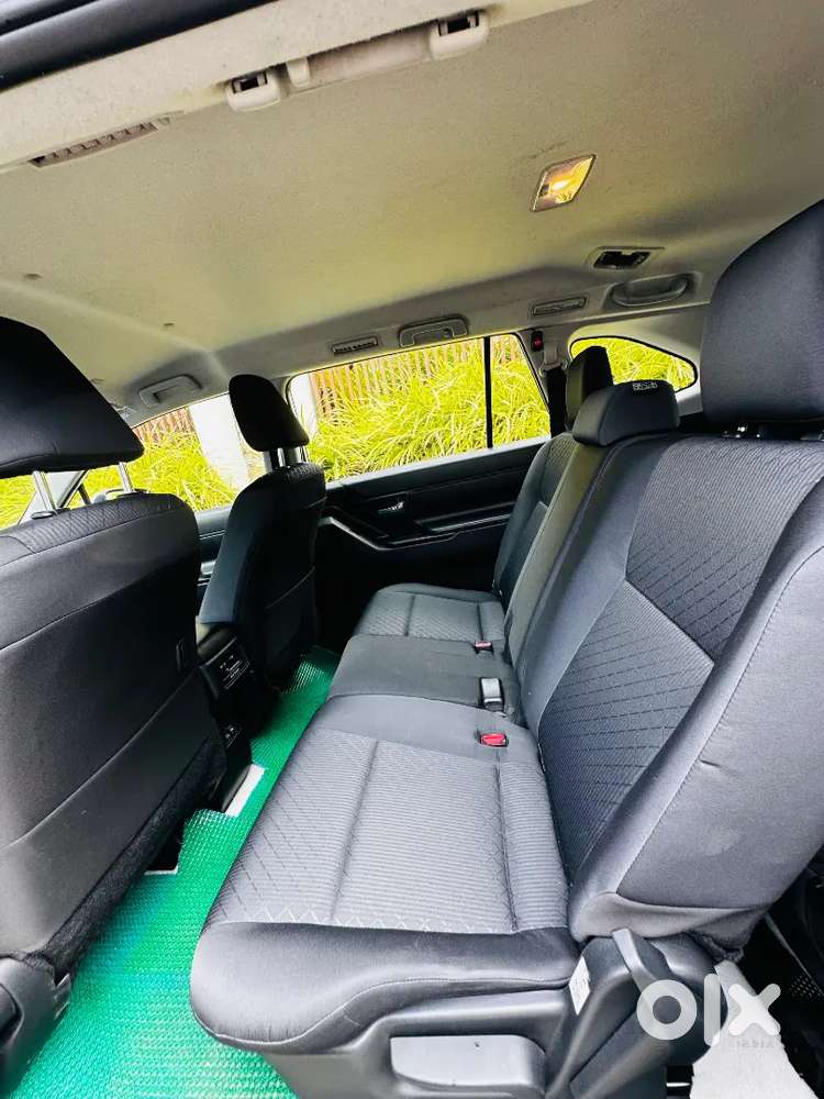 Toyota Innova Hycross 2024