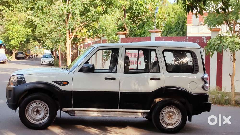 Mahindra Scorpio S4, 2014, Diesel