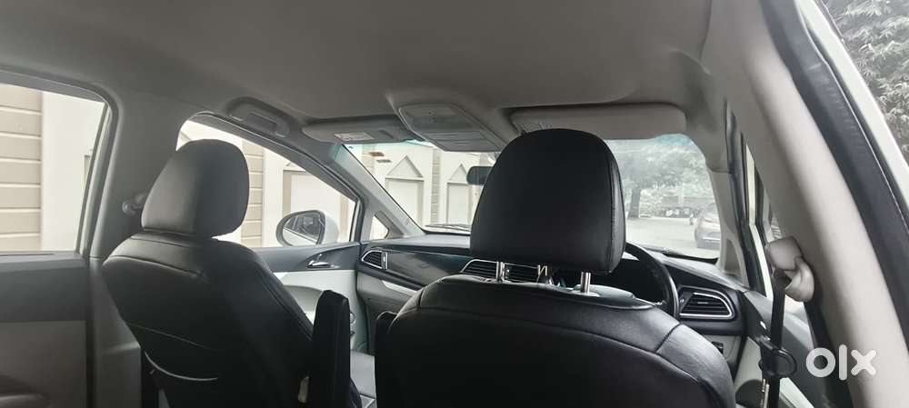 Mahindra Marazzo M8, 2019, Diesel