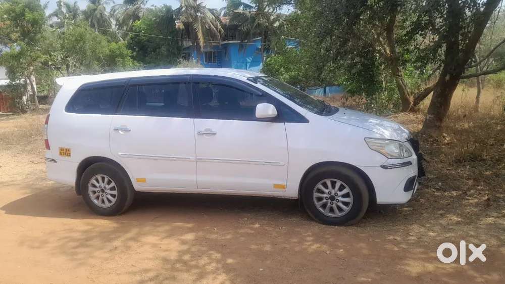 Toyota Innova 2011 Diesel 337200 Km Driven