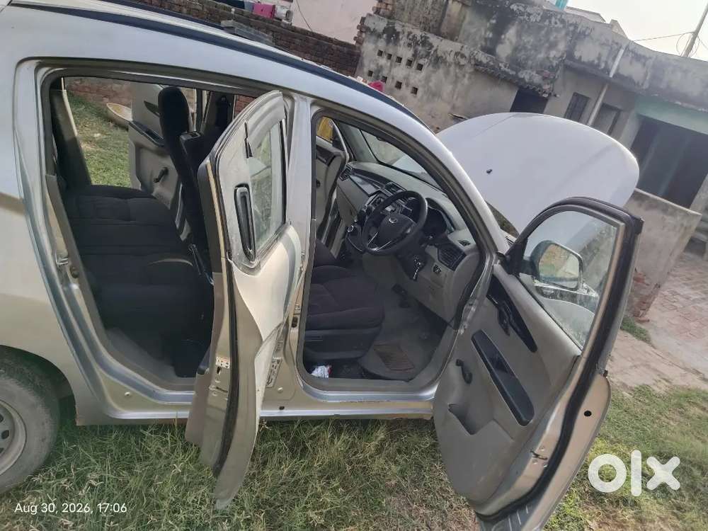 Cng Mahindra Kuv100 2017 K6 Plus