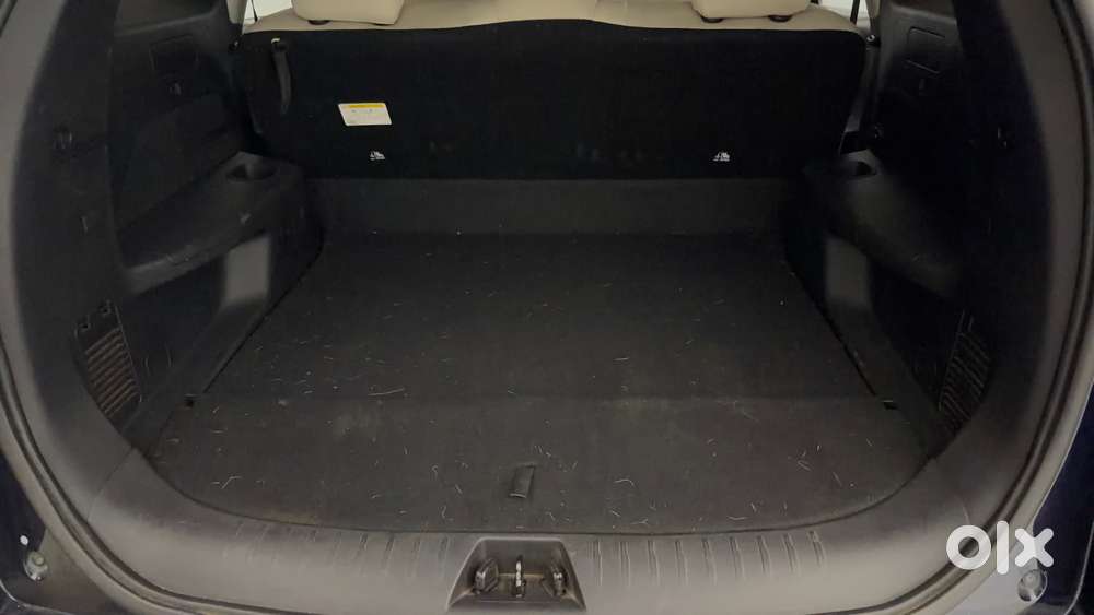 Mahindra Xuv700 2.2 Ax 5 Diesel At Str, 2022, Diesel