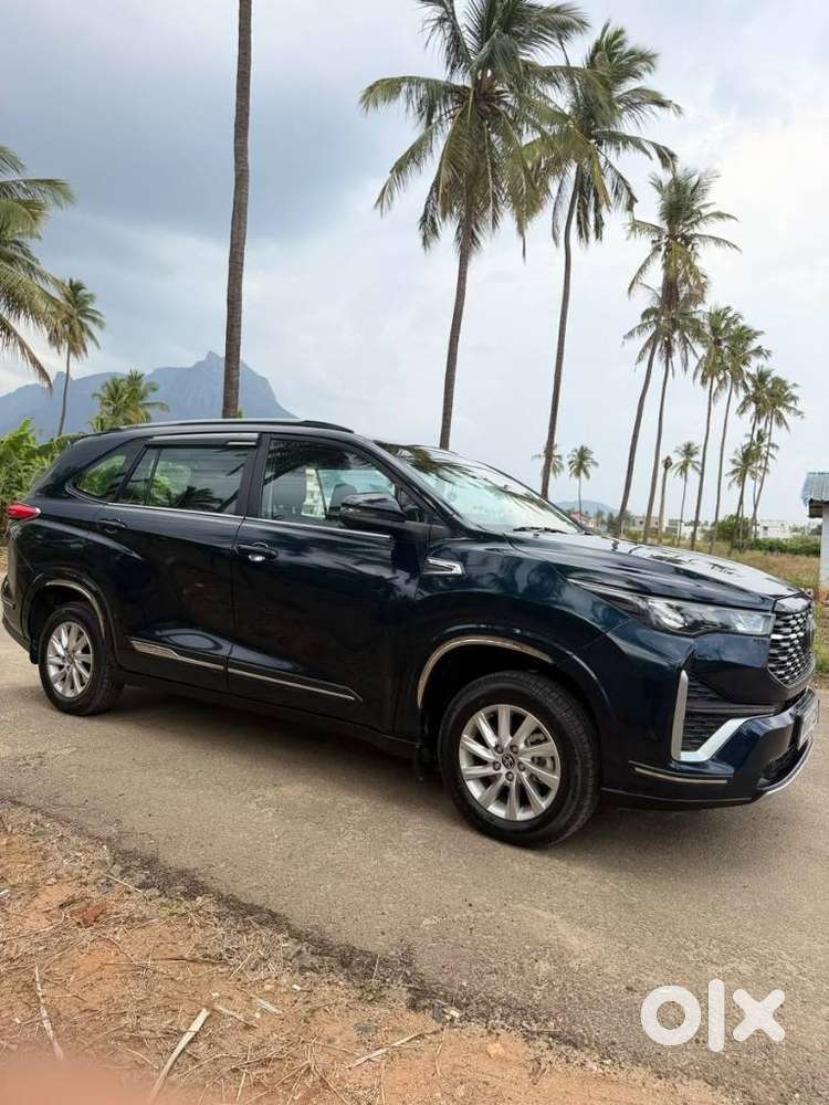 Toyota Innova Hycross Gx (o), 2024, Petrol