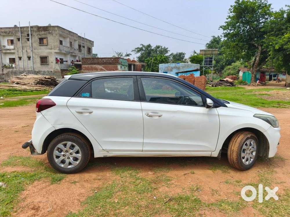 Hyundai I20 Sportz 1.2 Bs-iv, 2018, Petrol