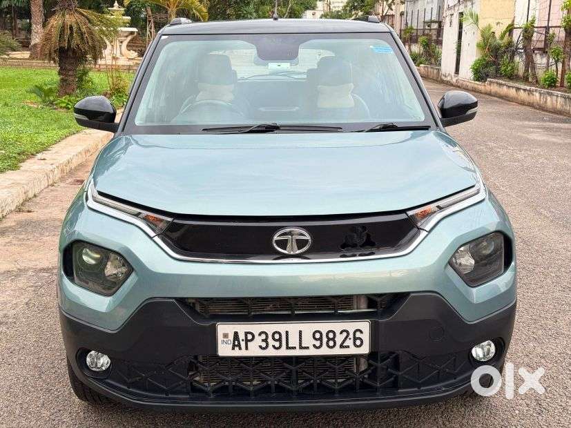 Tata Punch 1.2 Revotron Creative Dual Tone, 2021, Petrol