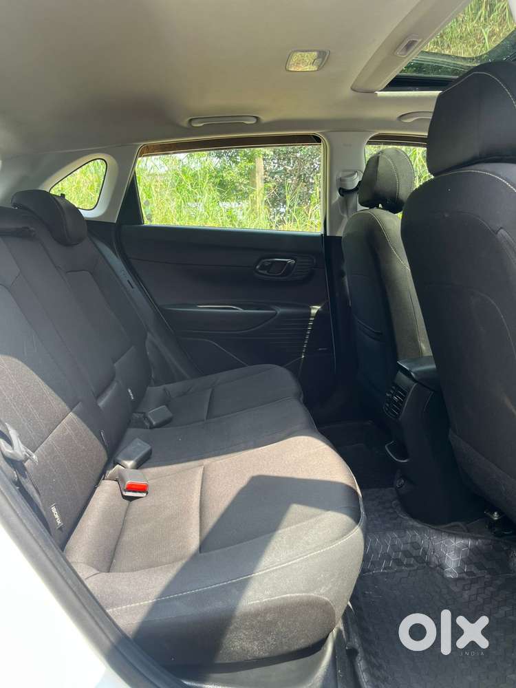 Hyundai I20 Asta 1.4 Automatic (o) With Sunroof, 2022, Petrol