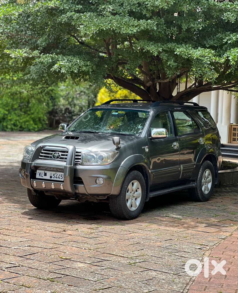 Toyota Fortuner 3.0 4x4 Manual, 2010, Diesel