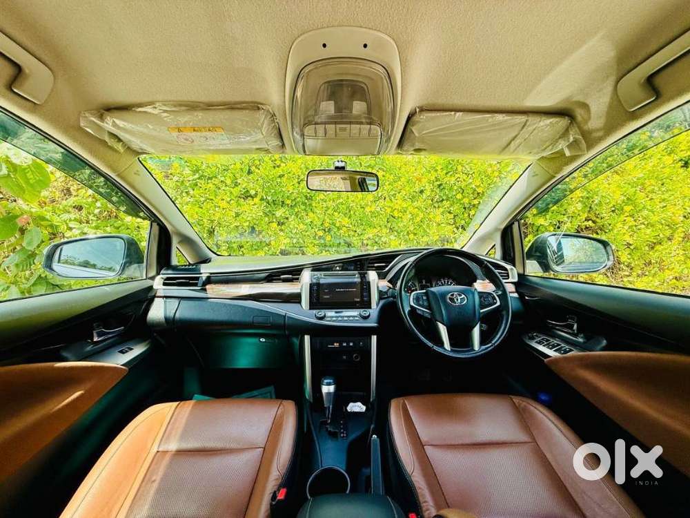 Toyota Innova Crysta 2.8z Automatic, 2020, Diesel