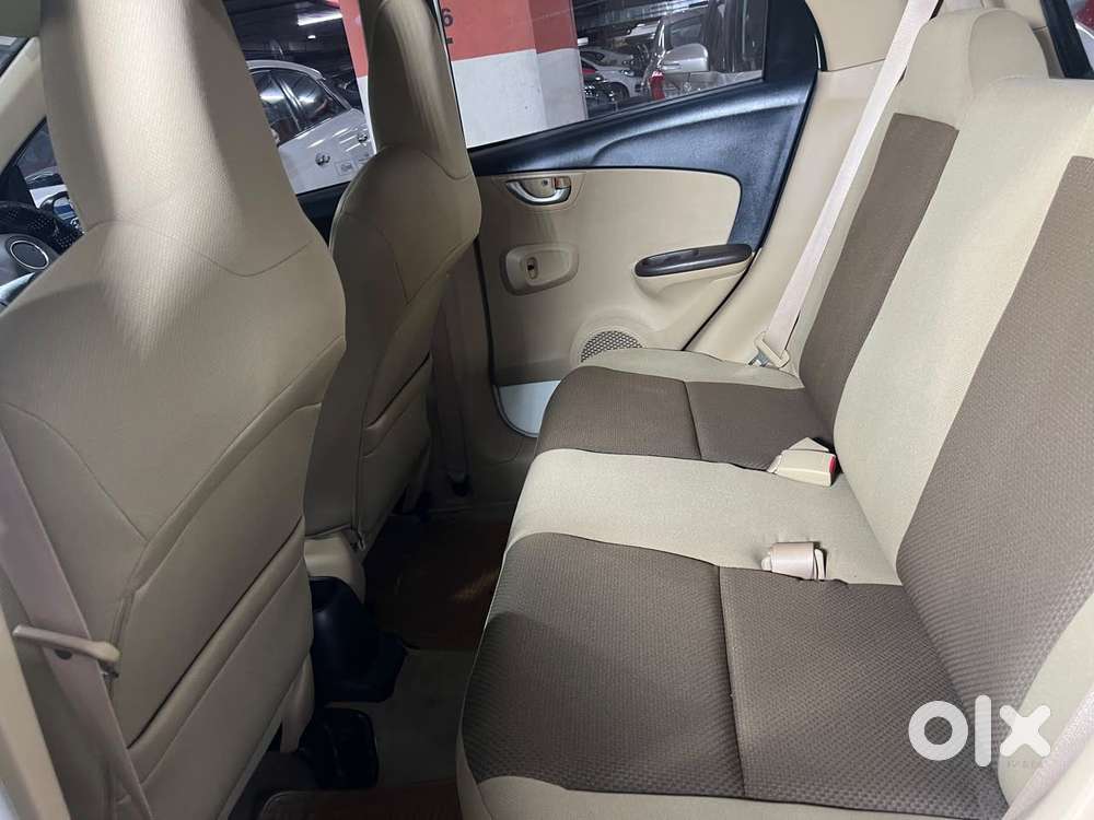 Honda Brio V Mt, 2012, Petrol