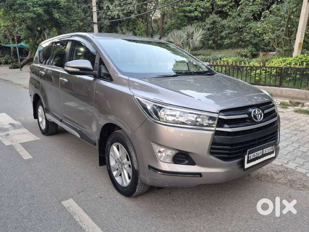 Toyota Innova Crysta 2.4 G Mt 7 Str, 2017, Diesel