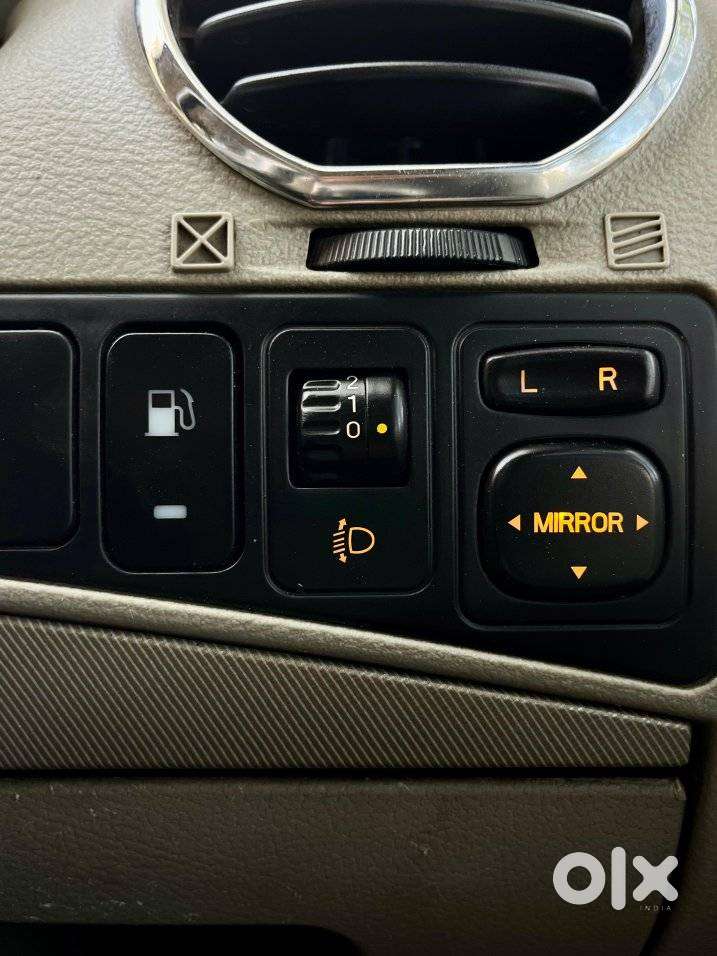 Mahindra Quanto C8, 2013, Diesel