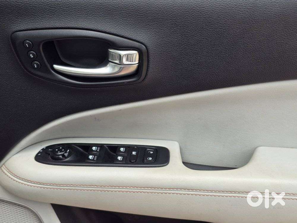 Jeep Compass, 2019, Petrol