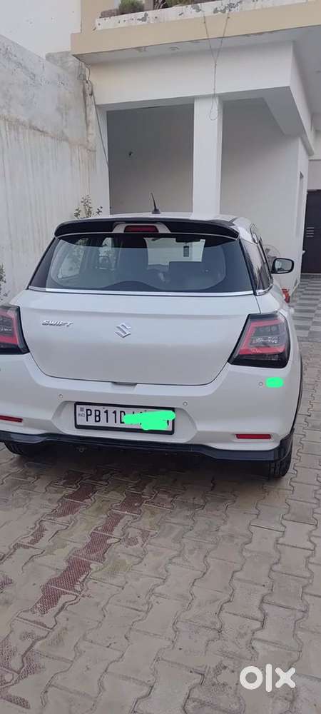 Maruti Suzuki New-gen Swift 2024 Petrol Well Maintained