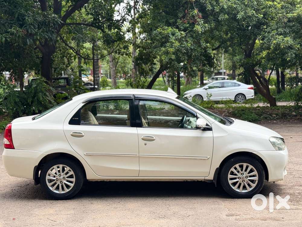 Toyota Etios Vxd Xclusive, 2015, Diesel