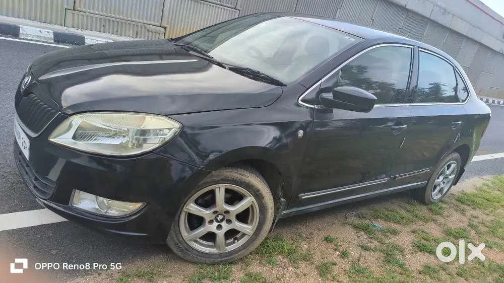 Skoda Rapid Elegance 2013