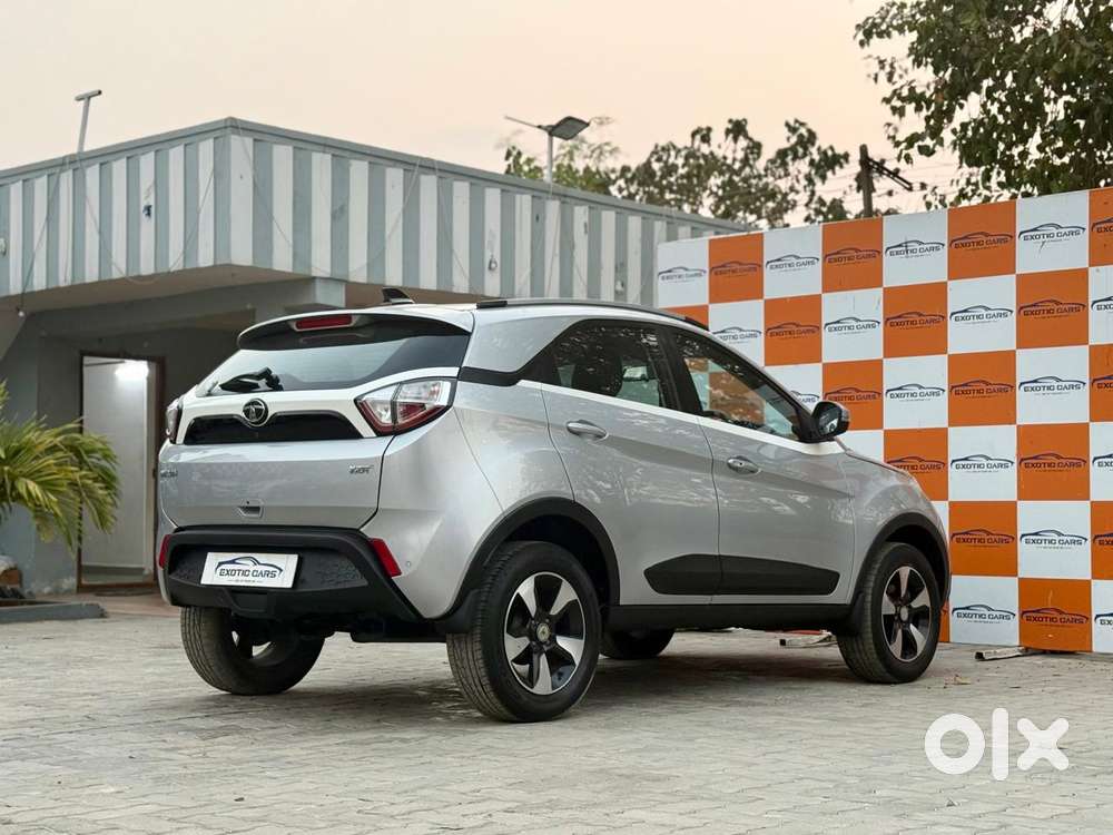Tata Nexon 1.2 Revotron Xza Plus, 2019, Petrol