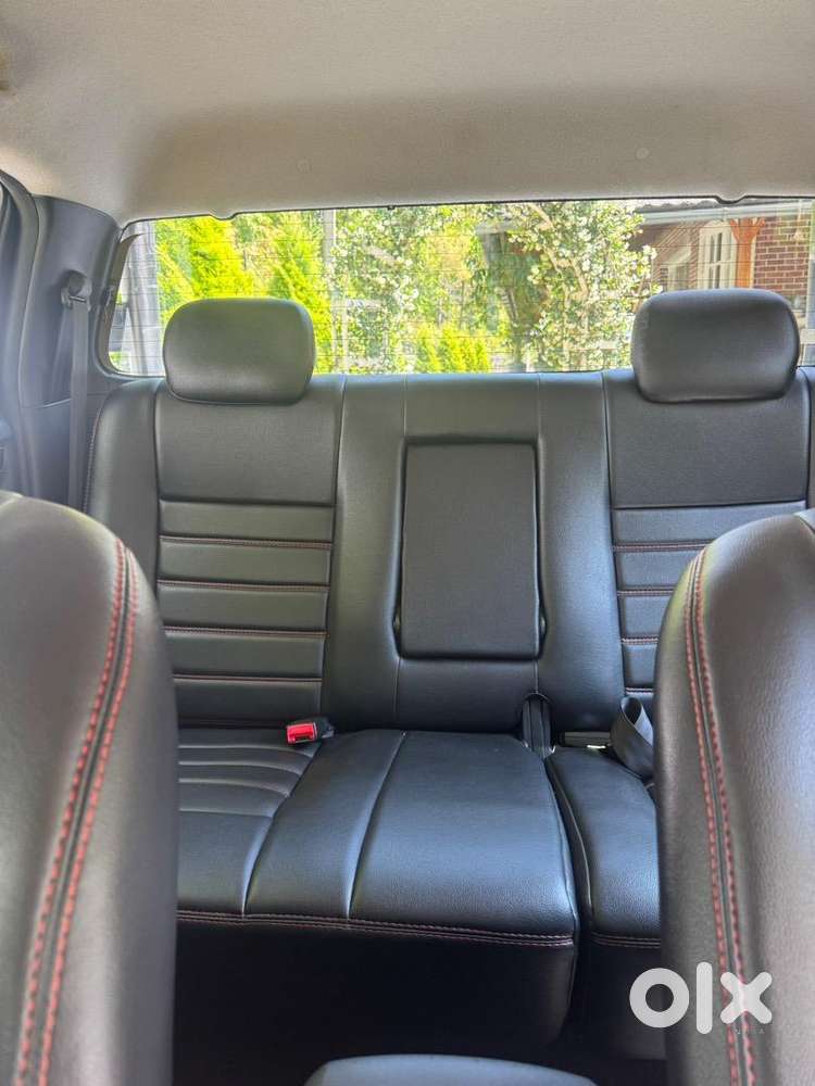 Isuzu D-max V-cross 2023 Diesel Well Maintained